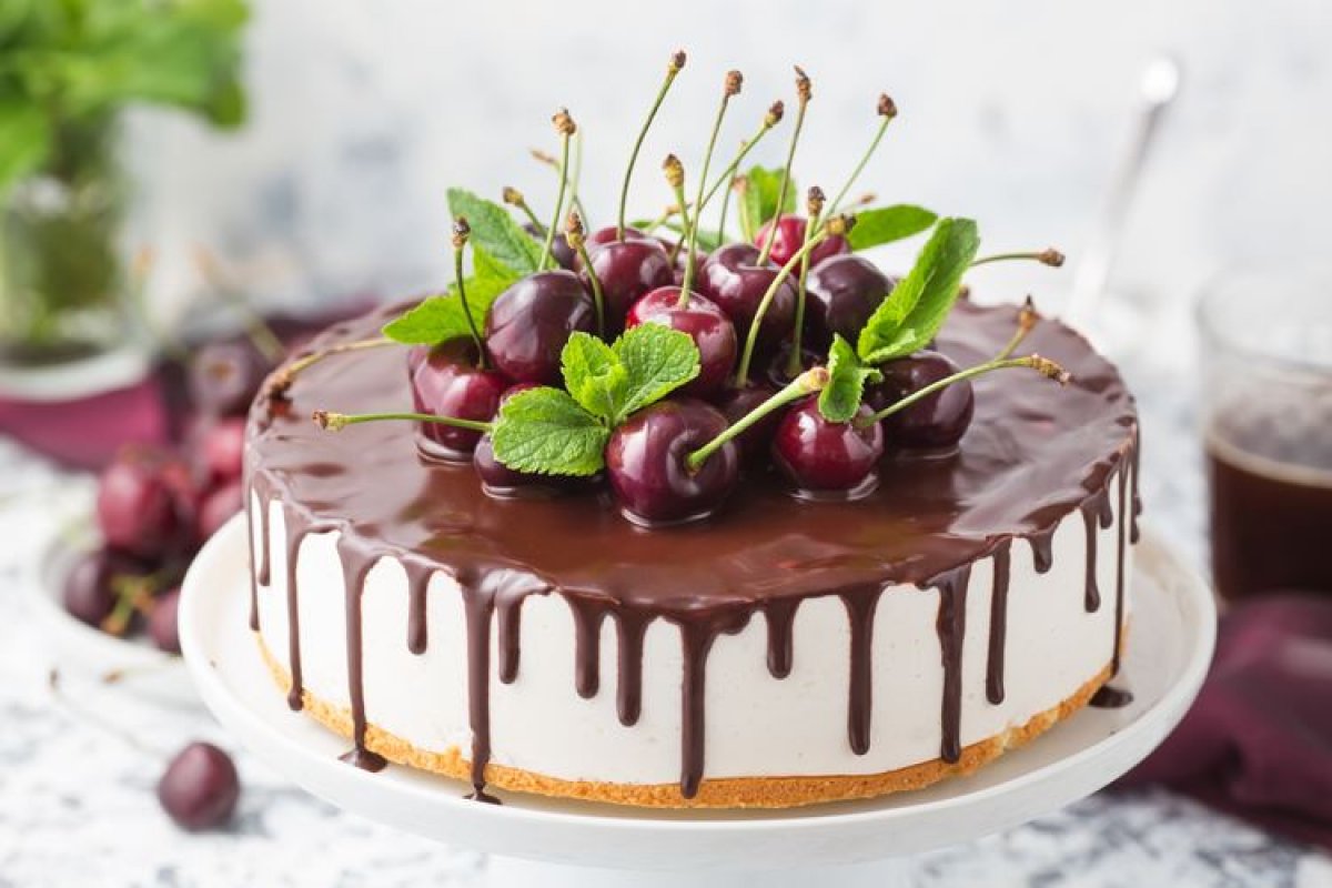 Шоколадная глазурь для торта – 8 рецептов