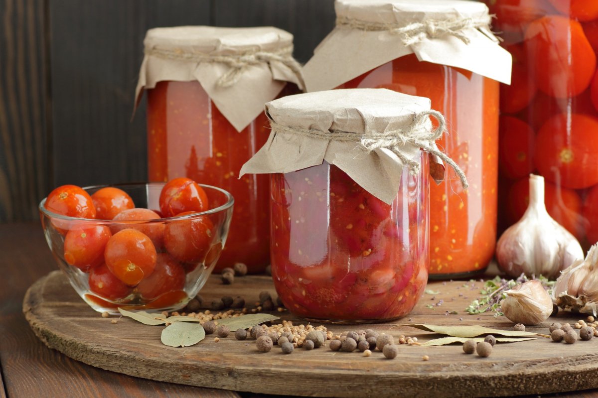 Помидоры на зиму без стерилизации, без соли, без сахара и без уксуса