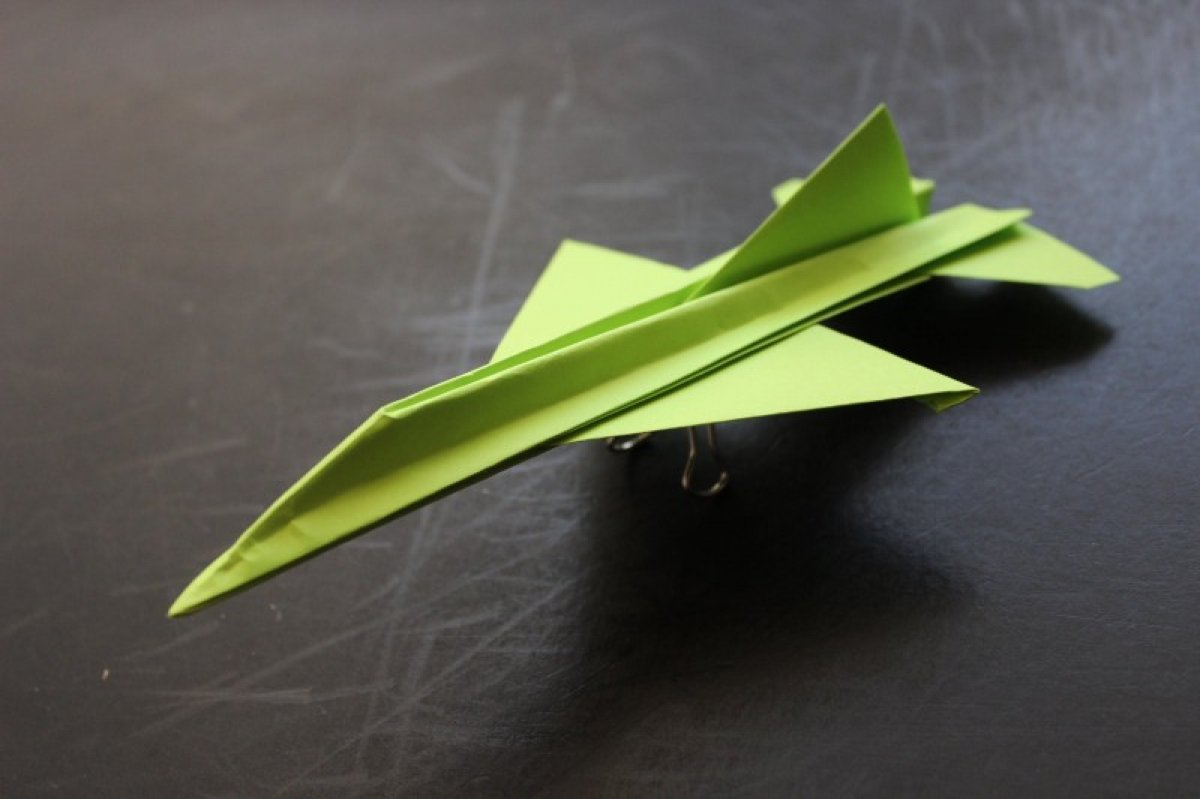 Оригами самолет из бумаги: простой для начинающих