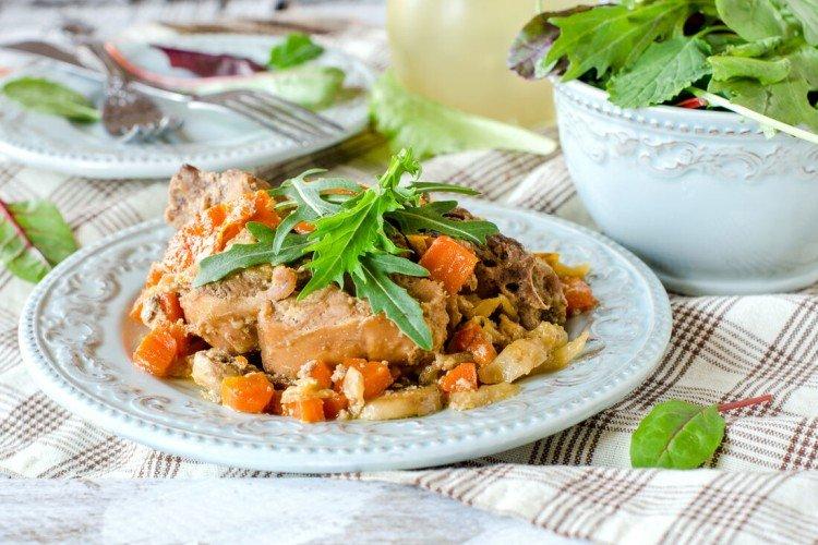 Кролик с овощами и соевым соусом - рецепты