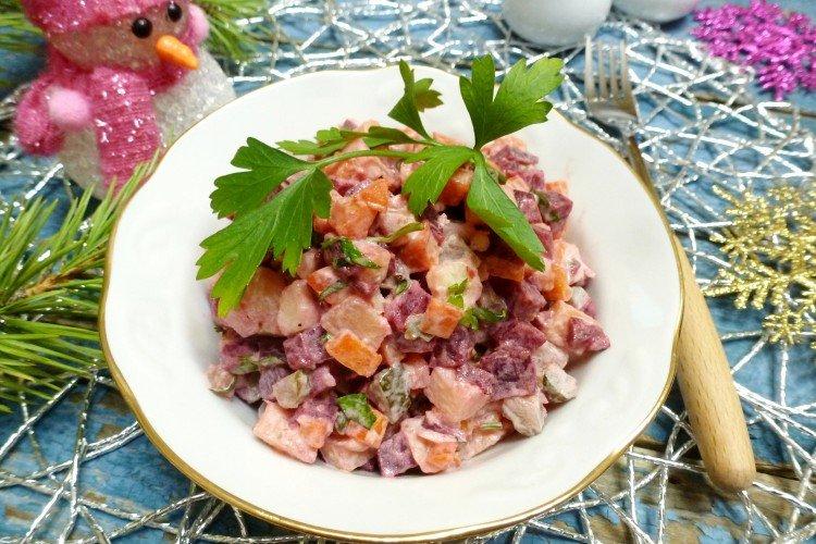 Салат с рыбой и свеклой - рецепты