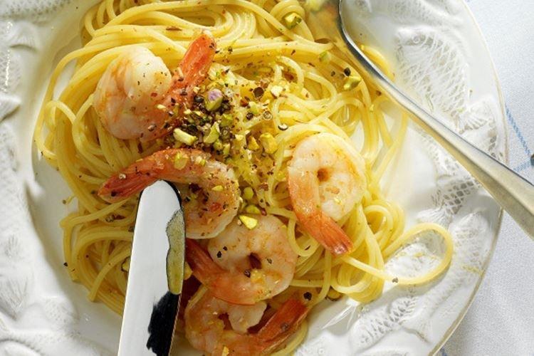Спагетти с креветками и фисташками - рецепты