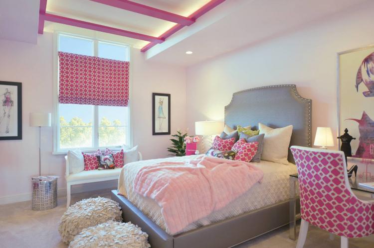 Дизайн интерьера комнаты для девочки-подростка - фото реальных интерьеров