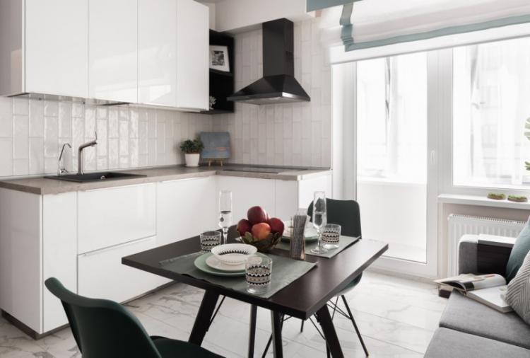Белая кухня 13 кв.м. - Дизайн интерьера