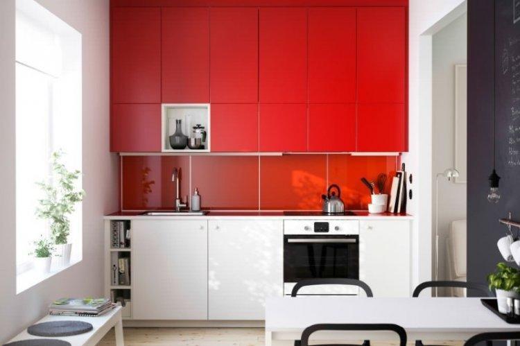 Красная кухня 3 на 3 метра - Дизайн интерьера