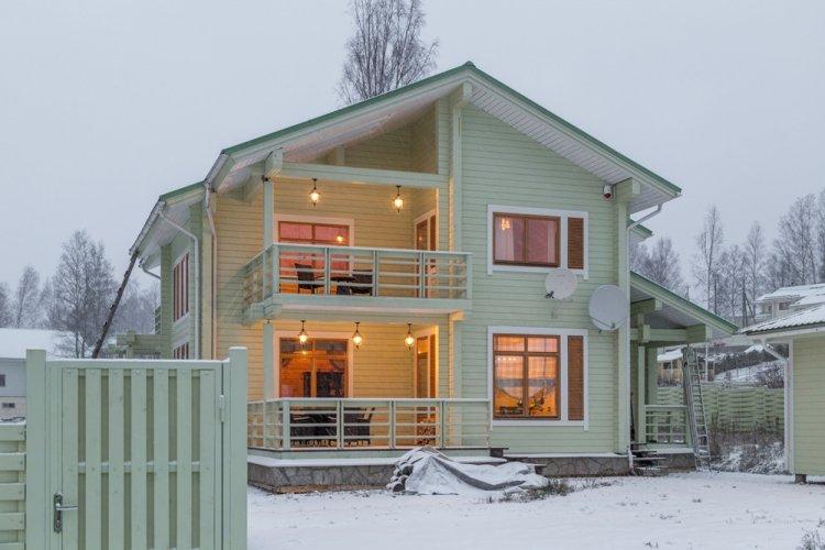 Дом в скандинавском стиле с балконом - проекты и фото