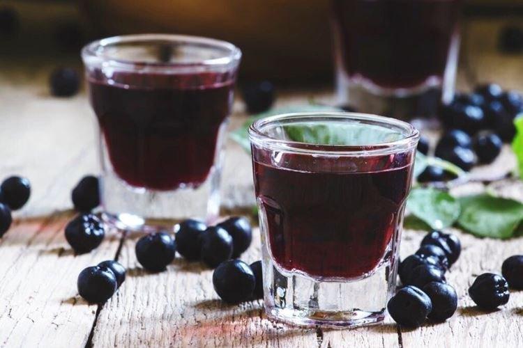 Домашнее вино из черной смородины с дрожжами - рецепт как сделать