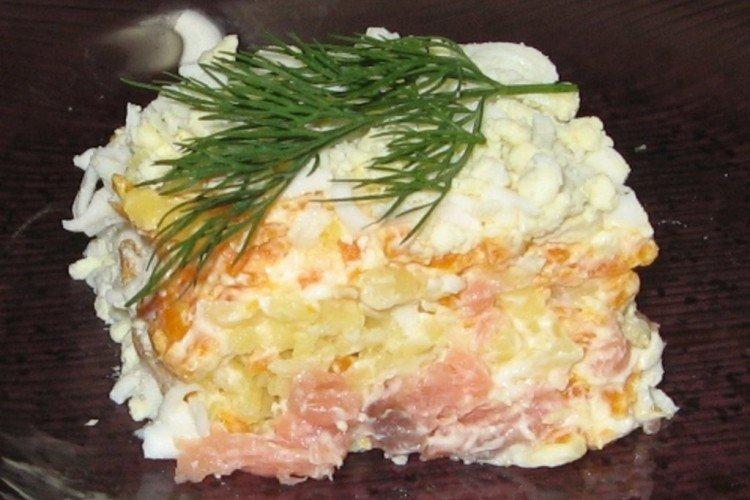 Рыбный салат из горбуши