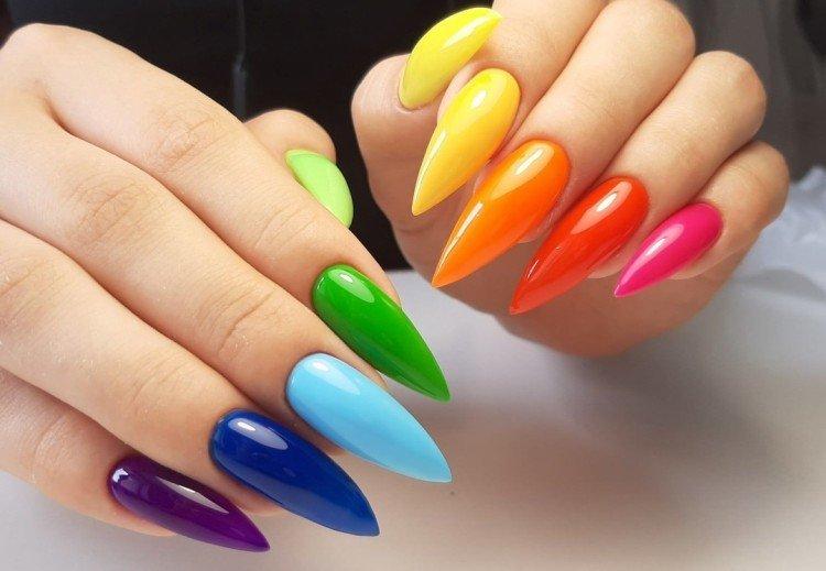 Радужный дизайн ногтей