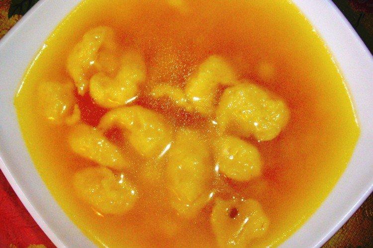 Суп с клецками из кукурузной муки