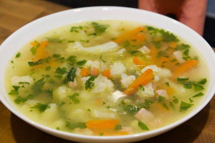 Суп из индейки с цветной капустой