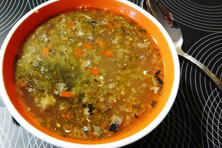 Перловый суп с консервированной сардиной