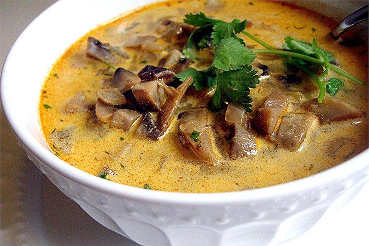 Суп с пшеном и солеными грибами