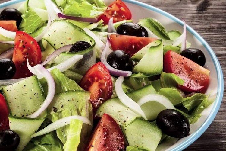 Постный греческий салат