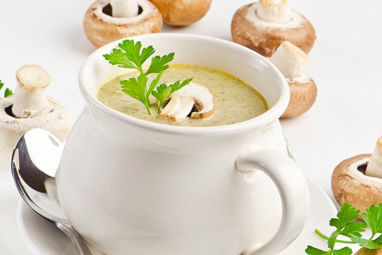 Грибной крем-суп с фасолью и шампиньонами