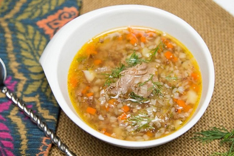 Суп с гречкой и мясом