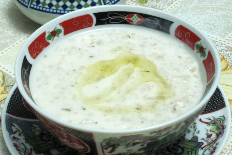 Молочный суп с горохом и перловкой