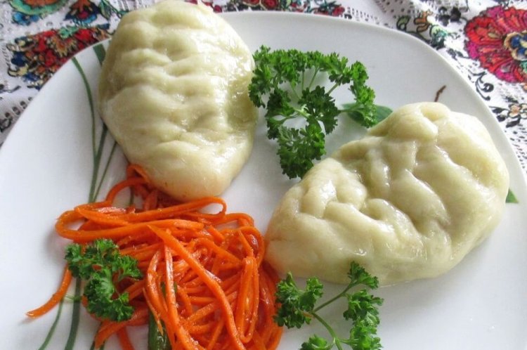 Пянсе с рубленой говядиной и корейской морковью