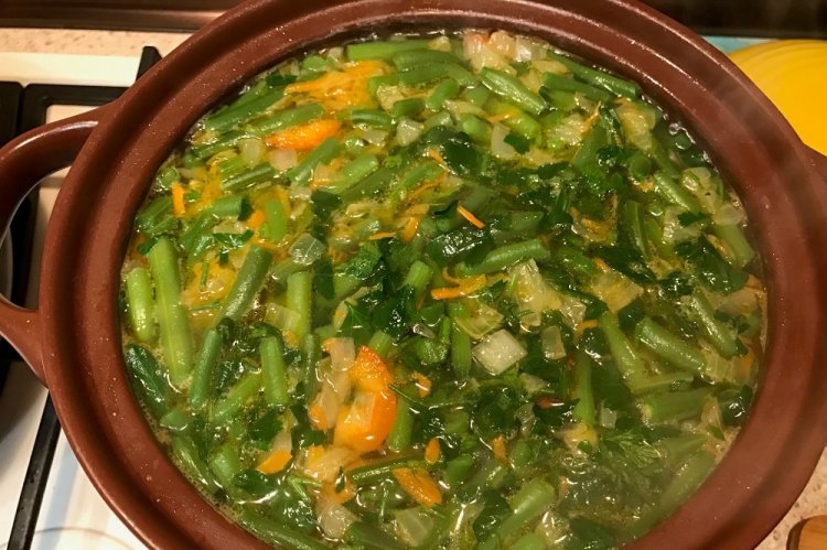 Диетический суп со стручковой фасолью