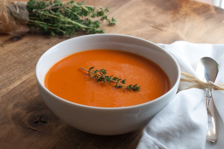 Крем-суп из тыквы с помидорами