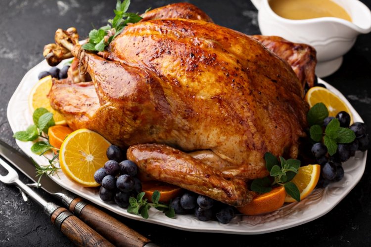 Masová jídla na Nový rok 2023: TOP 40 lahodných receptů z vepřového, kuřecího a hovězího masa s fotografiemi a videi