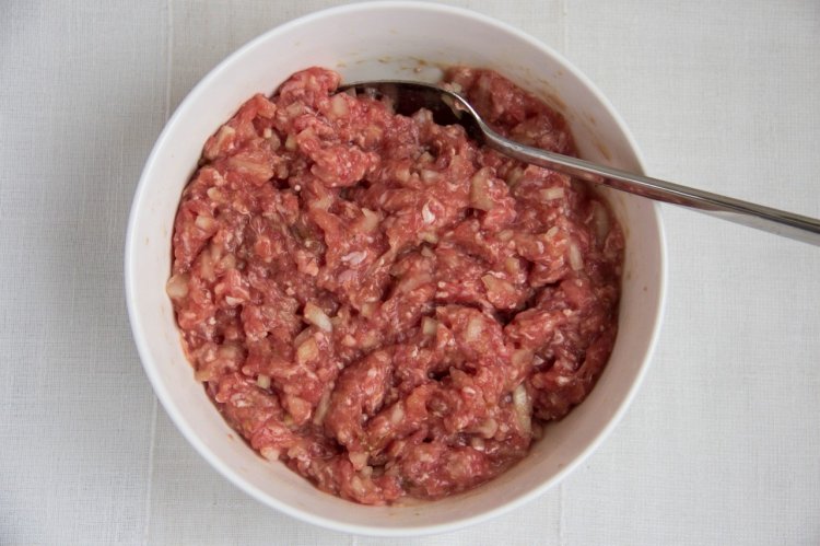 Чебуреки с мясом – классический рецепт