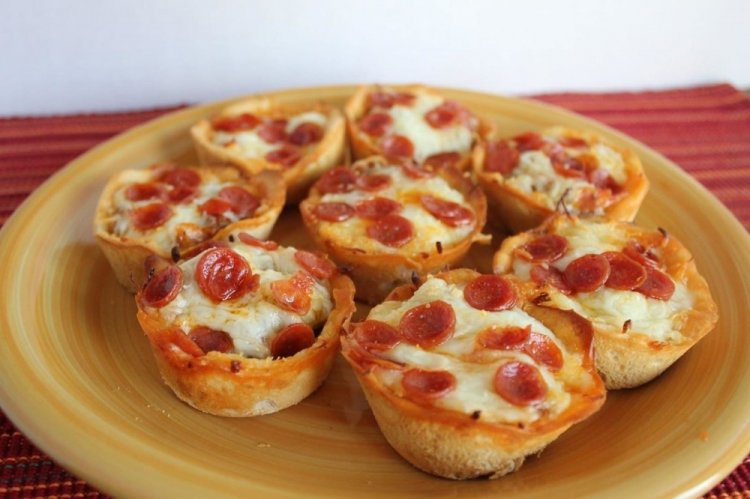 Рецепт пиццы на булочке в духовке и 15 рецептов мини пиццы, которые сможет приготовить каждый