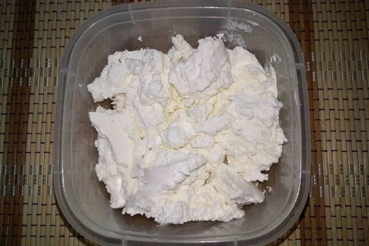 Творожный сыр из замороженного кефира