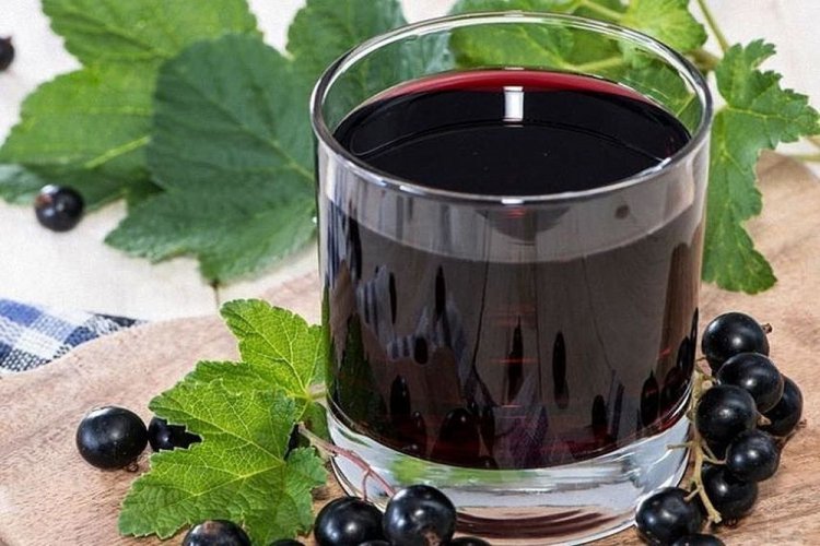 Вино из черной смородины с соком