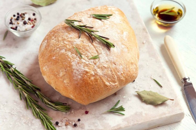 Постный хлеб с оливковым маслом и медом