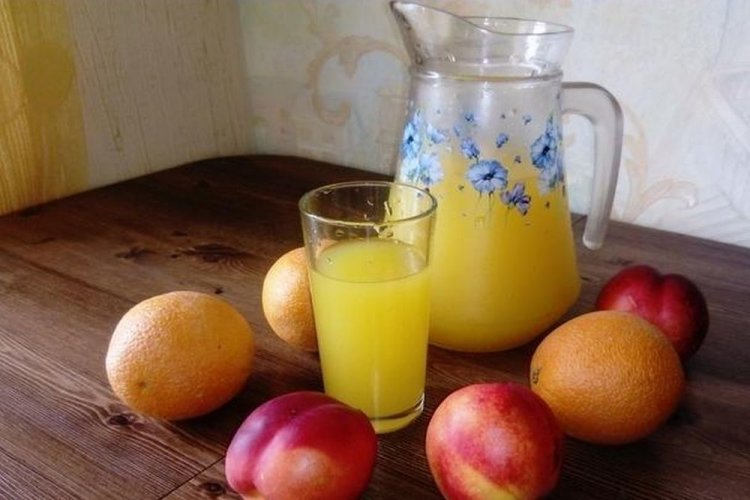 Компот из персиков с апельсиновым соком