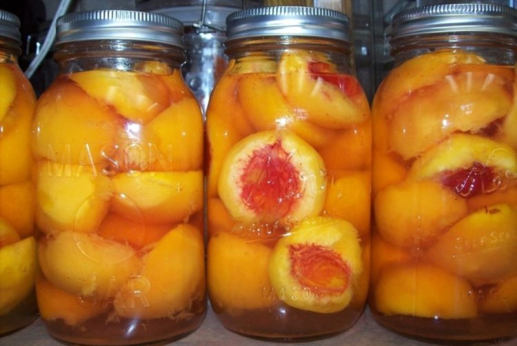 Персики в собственном соку без сахара