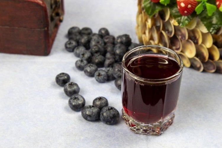 Вино из черники и черноплодной рябины