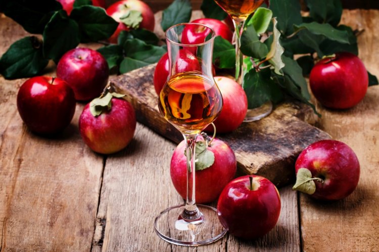 Nejlepší recepty na domácí jablečné víno