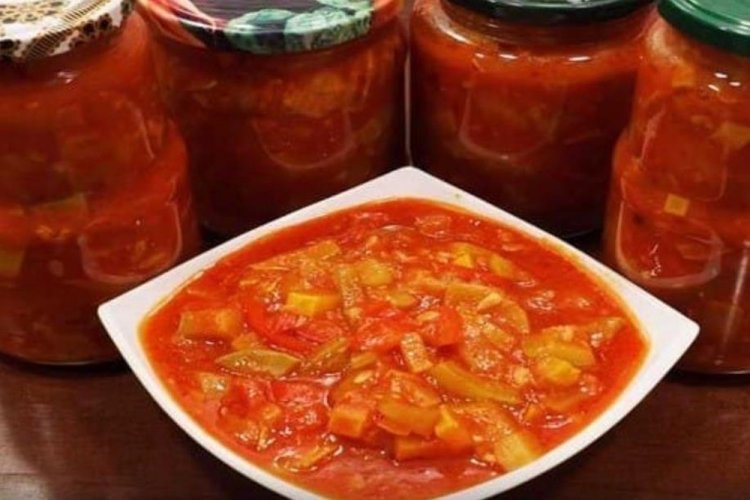 Острые кабачки в томатном соусе на зиму