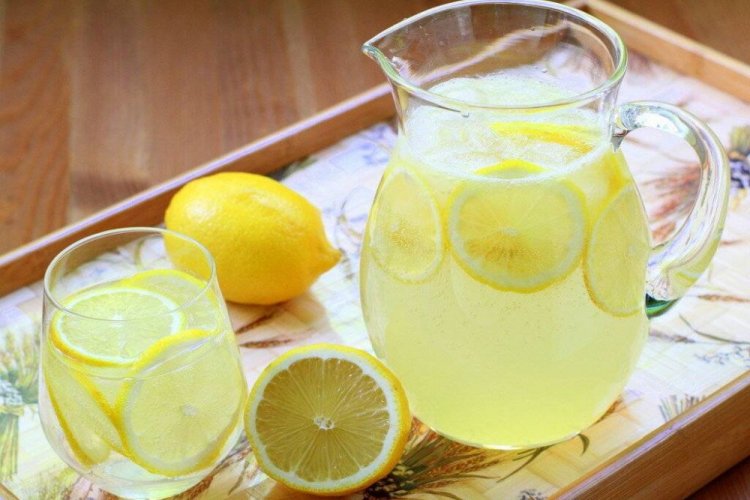 Лимонад с газированной водой