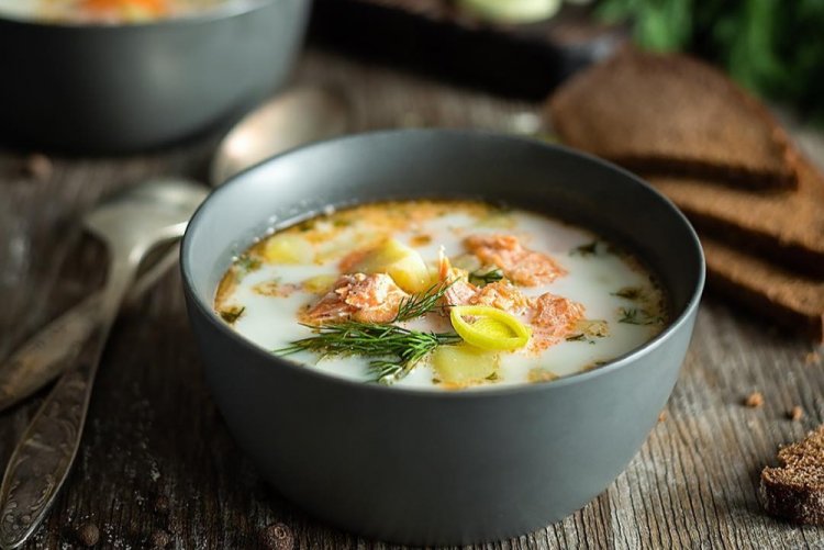 Кето-суп с лососем