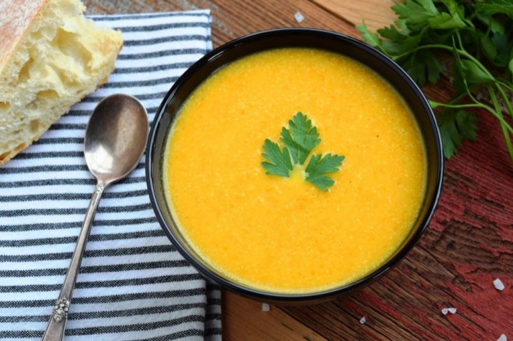 Суп-пюре из цветной капусты с морковью