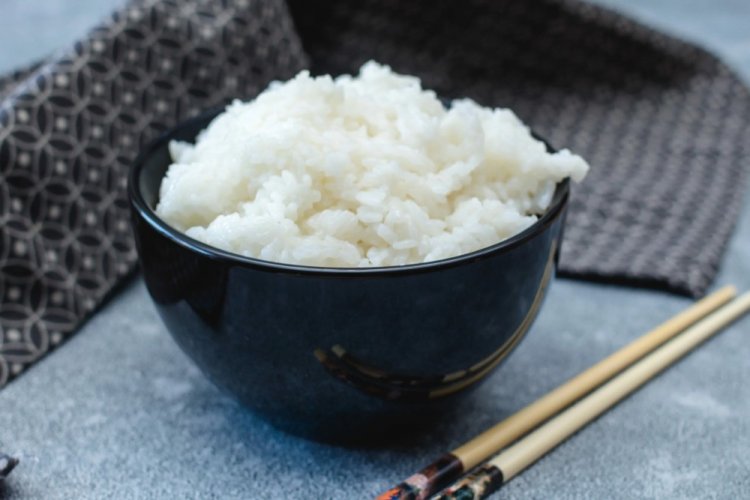 Рис для суши и роллов с соевым соусом