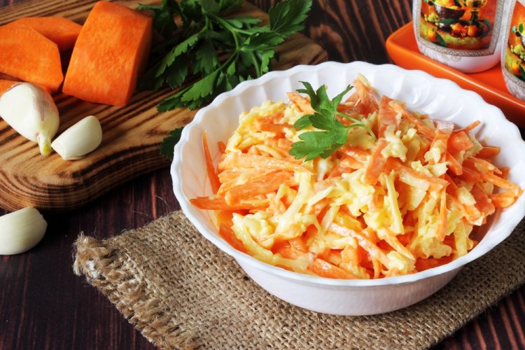 Салат из репы с морковью и сыром