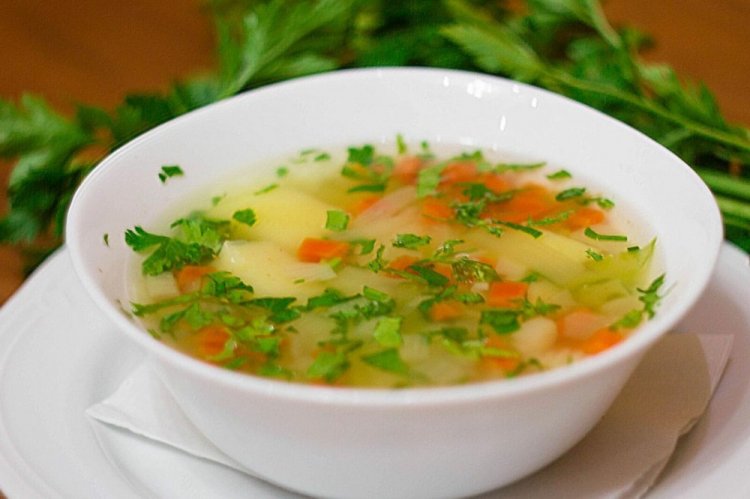 Легкий овощной суп с топинамбуром
