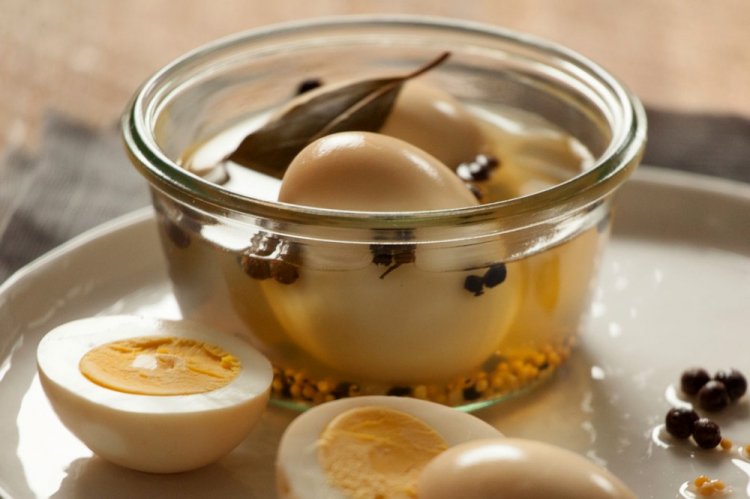 Классический рецепт маринованных яиц