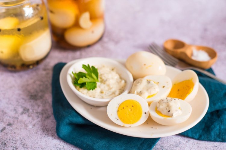 Традиционный английский рецепт маринованных яиц