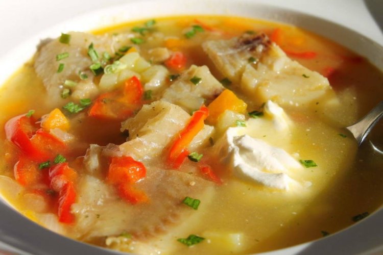Диетический рыбный суп из минтая