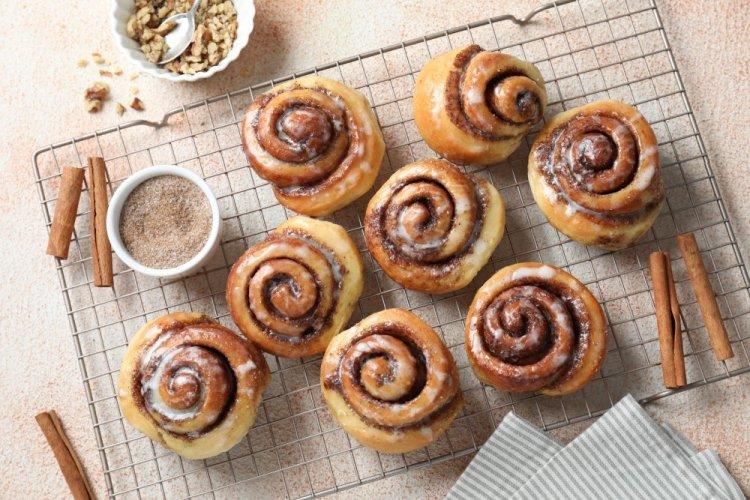 Сладкие булочки из кокосовой муки и моцареллы