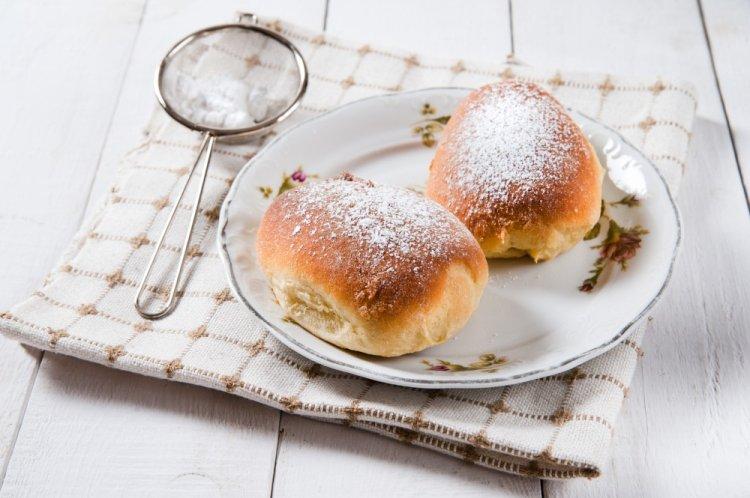 Сладкие булочки на сгущенке