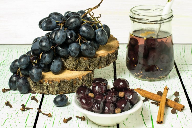 10 легких рецептов маринованного винограда на зиму