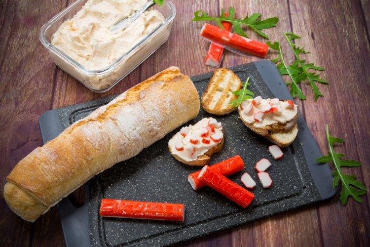 Паштет из крабовых палочек с яйцом