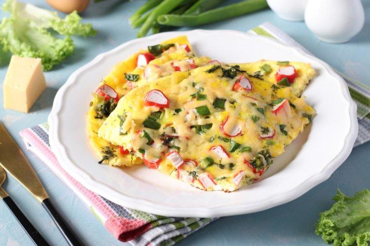 Запеканка с яйцами и крабовыми палочками