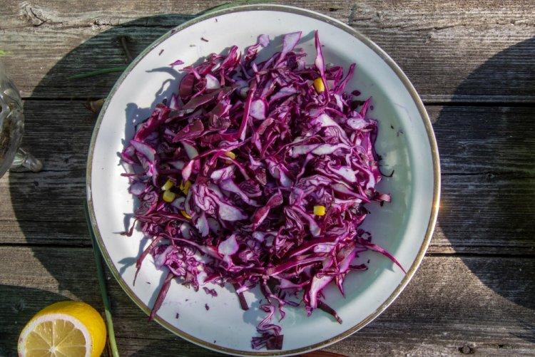 ПП салат с кукурузой, свеклой и капустой